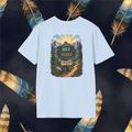 Holy Trails - Women's Outdoor Faith Graphic-T-Shirt